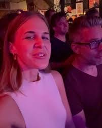 Kathryn Bennallack (@katnotkatie) • Threads, Say more