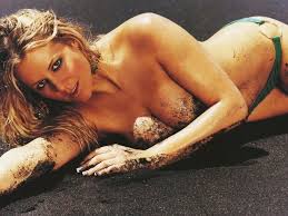 Abi Titmuss - Abigail Evelyn Titmuss, English Glamour Model - Zazzybabes.com