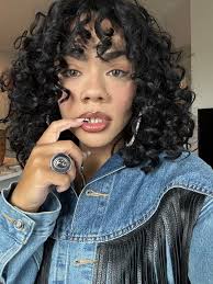 Adriánna Guillory-Bellow