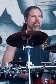 Former lamb of god drummer chris adler has issued a statement about his departure from the metal band. Chris Adler Schlagzeuger Wikiwand