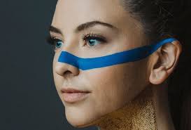 Betty Peredo se convierte en una obra de arte