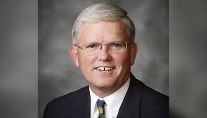 Hamilton-Wentworth Catholic District School Board chairperson steps down