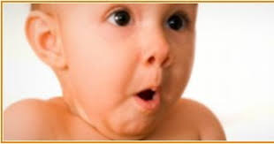 Malamnya mba lisa minta tidur di kamar mama, biasalah sudah lama tidak ketemu, juga karena tak butuh waktu lama, mama kembali mengejang dan mengalami orgasme. Kenapa Bayi Sedu