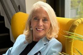 Deborah Richmond's Instagram, Twitter & Facebook