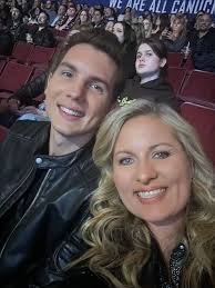 Proud wife moment!!❤️☺️🎷 SO proud of my amazing husband Eli Bennett for  opening The JUNO Awards with Michael Bublé !! What a surreal experience—it  was absolutely incredible to see him up there