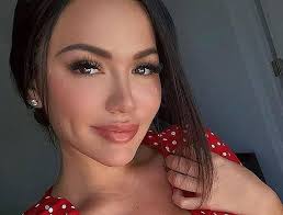 im really sad to say that my one truly friend was backstabbing me