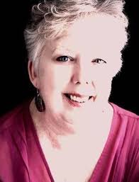 Diana Roop's Instagram, Twitter & Facebook