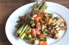 Austernpilze Und Gruner Spargel Mit Salsa Rezept Austernpilze Rezept Austernpilze Rezepte