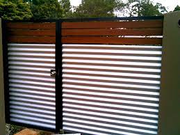 Просмотров 143 тыс.2 года назад. Metal Wood Corrugated Metal Fence Metal Fence Gates Fence Design