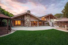 Here are some starting points, with modern homes are virtually always built from detailed blueprints that serve as a roadmap for the. The Real Brady Bunch House Architecture Designs