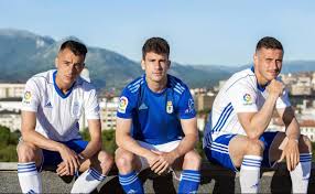 El Real Oviedo pone a la venta las camisetas a partir del sábado | El  Comercio