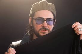 Beto Cuevas: sus años con La Ley, su relación con Soda, su regreso a los  escenarios y su más reciente pasión