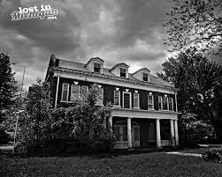 The Old Historic Mansion In Bad Axe Lost In Michigan Bad Axe Old Mansions Huron County
