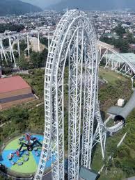 Top 10 Snelste Rollercoasters Plazilla Com Fastest Roller Coaster Scary Roller Coasters Extreme Roller Coaster