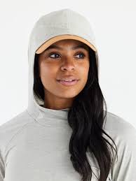 Women's Elevate Hoodie