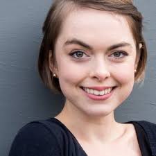 MADDY ROSS: VOICE AND PIANO LESSONS