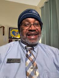 He would live out in the snow if he could 🤣🐾❄️