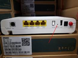 Perlu diketahui bahwasanya modem yang sering digunakan telkom untuk internet indihome speedy diantaranya router zte f660/f609, dimana penggunanya juga diberi akses untuk mereset, merubah password wifi, mengganti nama ssid, mengatur firewall dan lain sebagainya. Cara Reset Modem Indihome Zte F609