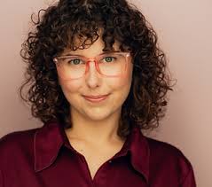 Abigail Frances's Instagram, Twitter & Facebook