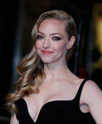 Amanda Seyfried - Free sexy pics, galleries & more at Babepedia