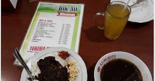 And 7 hours drive from surabaya airport. Warung Sego Pecel Mbok Sarti Banyuwangi Regency East Java 10 Tasty And Legendary Specialties From Banyuwangi 2020 Nu Banyuwangi Ajak Nahdliyin Banyuwangi Doakan Keselamatan Kru Kri Nanggala 402 Irfiisweird