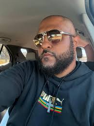 Is Western Express a good company or is Schneider better?