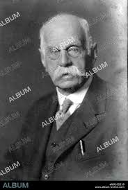 Major Leonard Darwin (1850-1943), a son of the British naturalist Charles  Darwin (1809 -1896), was variously a soldier, politician, economist,  eugenicist and mentor of the