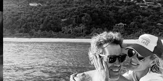 Periódico de ibiza y formentera. Https Www Legossip Net Camille Cerf Rupture Brutale Fin Dhistoire Avec Cyrille 433536 2021 01 01t06 25 50z Https Www Legossip Net Wp Content Uploads 2021 01 Camille Cerf Rupture Brutale Fin Dhistoire Avec Cyrille Jpg Camille Cerf Rupture Brutale Fin