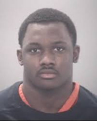 Lacie Deleon's Instagram, Twitter & Facebook