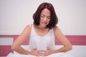 Beberapa wanita pun bingung membedakan apakah itu tanda haid atau tanda hamil, terlebih lagi bila anda merasa telat datang bulan dari siklus menstruasi normal yang seharusnya. Bukan Cuma Kram Perut Ini 9 Tanda Haid Akan Datang