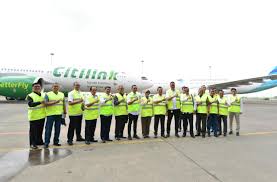 In 2002, sbugmf was spun off from garuda indonesia and officially became an independent subsidiary. Kementerian Pertahanan Republik Indonesia