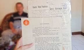 Maybe you would like to learn more about one of these? Heboh Surat Nikah Dan Akta Cerai Sukarno Inggit Garnasih Dijual Di Medsos Harga Sangat Amat Mahal Galamedia News Halaman 2