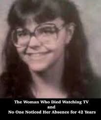 Meet the revolutionary Joseph Enouy's 8-cylinder, 48-shot percussion  revolver from 1855—an impressive feat of engineering. This firearm was  designed to deliver an astonishing volume of firepower, showcasing  innovative mechanics for its time.