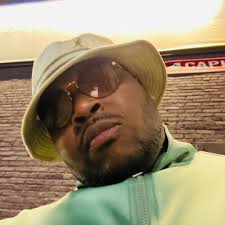 Who's flyer than Fabolous' family .. I'll wait