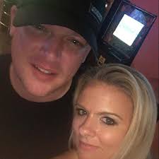 Henry Cejudo just wore a 1/1 Superfractor of HIMSELF to his weigh-in 💪🔥