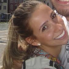 Débora Melo Duarte (@deboramd_)