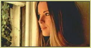 PETERCUSHINGBLOG.BLOGSPOT.COM (PCASUK): DAILY MIRROR DRACULA AD PHOTO SHOOT  : WHO IS THAT GIRL?