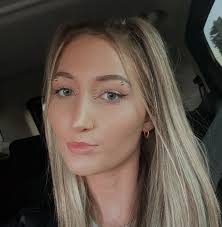 Mel C (@mel.purhempstress) • Instagram photos and videos