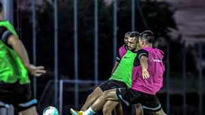 Jun 16, 2021 · champions league: Neftsi Mpakoy To Profil Ths Antipaloy Toy Olympiakoy Ston B Prokrimatiko Toy Champions League
