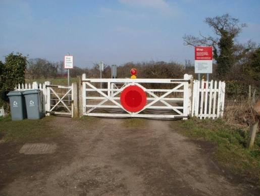 Church Dam Level Crossing - The ABC Railway Guide