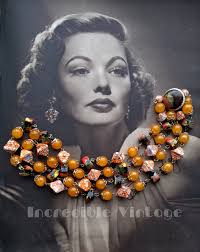 Vintage Faux Venetian Spatter Beads Double Strand Necklace 1950s Carmen  Miranda Signed Hong Kong UV Light Reactive Collector Gift