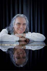 One of my favorite albums of 2017 was heart to heart by ovidio de ferrari, a pianist/composer living in dubai. Interview With Ovidio De Ferrari March 2018 Mainlypiano Com