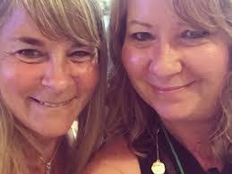 Evelyn Rollins's Instagram, Twitter & Facebook