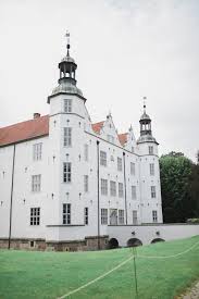 Anime himawari wa yoru ni saku hd vietsub luotphim. Standesamtliche Hochzeit Im Schloss Ahrensburg Natalia Christopher Anma Koy Photography