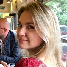De hardwerkende en authentieke volksvertegenwoordiger @femkemerel van @splinter voegt wel iets toe aan de tweede kamer en het zou mooi zijn als zij de kans krijgt van de kiezer. Femke Merel Van Kooten Femkemerel Twitter