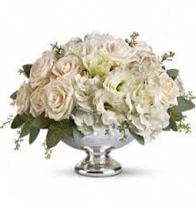Boys over flowers también conocido como: Angie S Flowers El Paso Wedding Reception Flowers Petals Florist Wedding Flowers