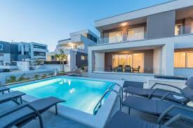 Private apartments on the adriatic sea and cheap accommodation for rent in croatia (2021)! Apartments With Pool Villa Zora In Novalja Kroatien 20 Bewertungen Preise Planet Of Hotels