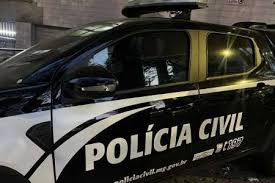 Mulher sobrevive após ser amarrada e jogada de ponte no interior de MG