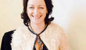 Annette Waldron's Instagram, Twitter & Facebook