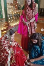 Bollywood actress yami gautam has tied the knot with uri director aditya dhar in an intimate wedding ceremony. Yrnvbjb94uzkjm